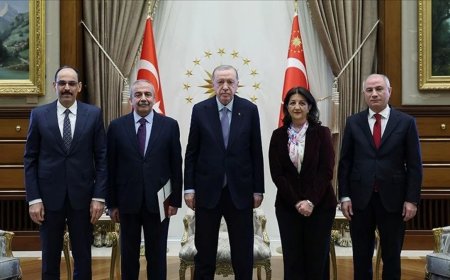 Yeni Bir Çözüm Süreci Mümkün mü: Öcalan fikirsel ve tarihsel merkez, Demirtaş toplumsal ve siyasal mobilizasyonun yeni yüzü