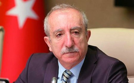 “Gerçeklik Krizi” Uyarısı: Orhan Miroğlu’ndan AK Parti’ye Kıbrıs ve Kürt Meselesi Üzerinden Sert Mesaj