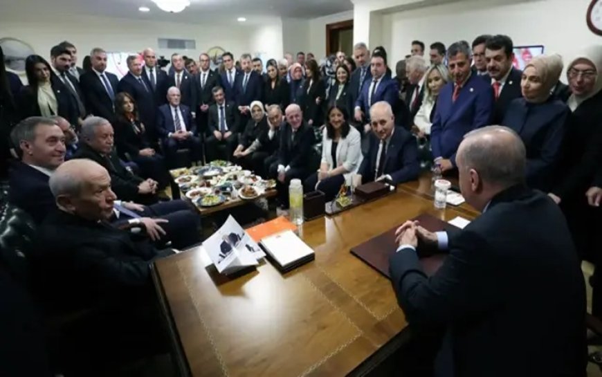 Erdoğan ve Bahçeli, DEM Parti heyeti ile bir araya geldi