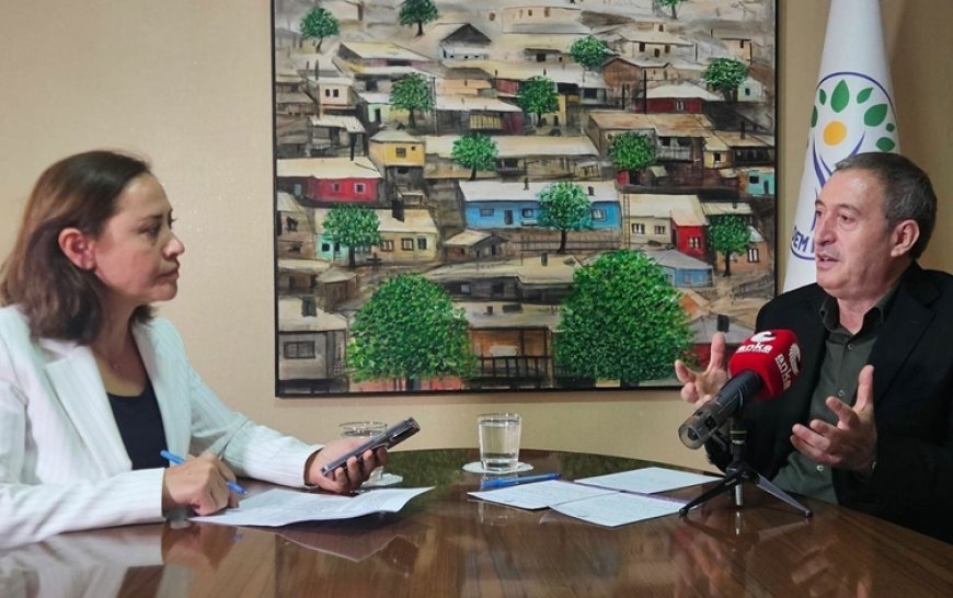 Tuncer Bakırhan’dan "fotoğraf" eleştirilerine yanıt: "Müzakere de mücadele de ederiz"
