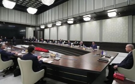 Kabine yoğun bir gündemle toplanıyor