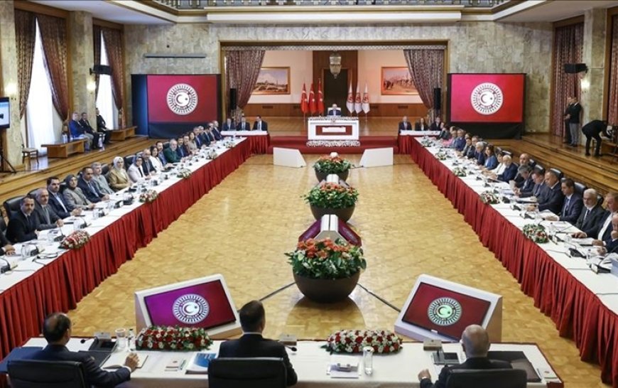 Komisyon ‘Öcalan dinlensin’ tartışmalarının gölgesinde toplanıyor