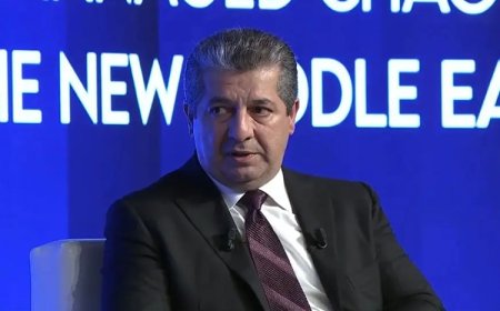 Mesrur Barzani'den Bağdat'a 'anayasa' şartı, KYB'ye eleştiri