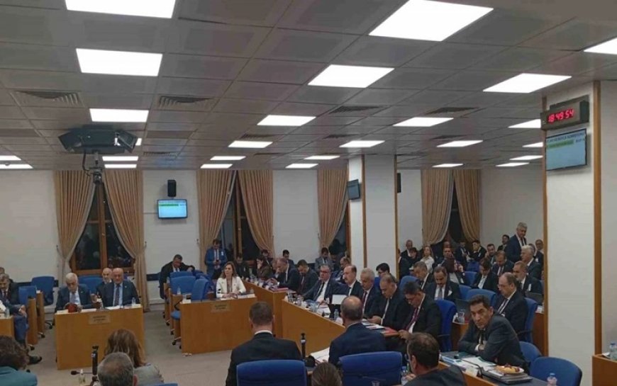 Meclis'te "Kürt illeri" tartışması