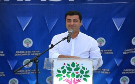 AB üyeliği için Türkiye'ye Demirtaş şartı
