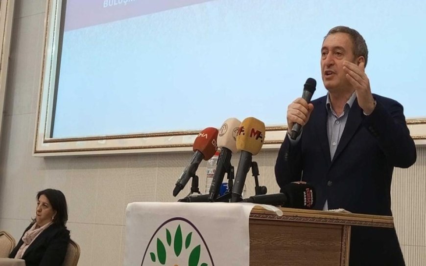 Bakırhan’dan CHP’ye İmralı tepkisi: Bunu iktidar karşıtlığına dönüştürmemek gerekiyor