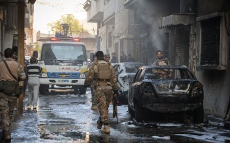 Suriye'nin Humus ilinde 'geçici sokağa çıkma yasağı' ilan edildi