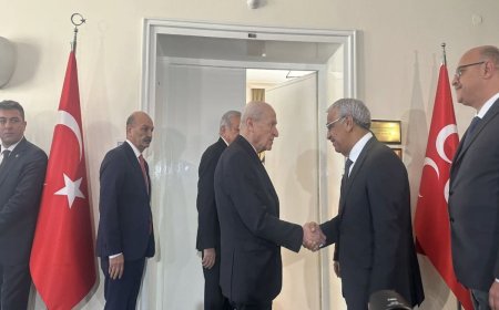 DEM Parti İmralı Heyeti, Bahçeli ile TBMM'dee bir araya geldi