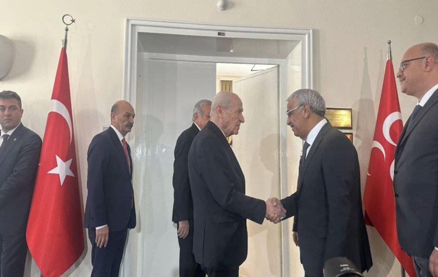 DEM Parti İmralı Heyeti, Bahçeli ile TBMM'dee bir araya geldi