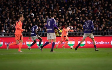 İspanya futbolunda 'Visit Kurdistan' dönemi: Barcelona maçı Kürdistan bayrağı