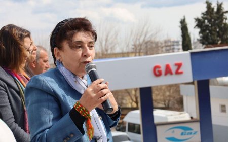 PWK: Leyla Zana’ya yapılan Küfür ve Hakaretleri Kınıyoruz