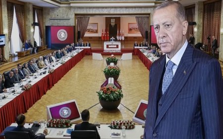 AK Parti'nin hazırladığı komisyon raporu Erdoğan'a sunuldu