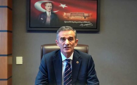 Kürt halkı yoktur diyen CHP’li vekil, bu kez DEM’lilere terörist dedi