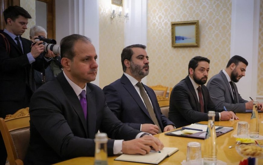 Suriyeli bakanlar Moskova’da: Şam’dan DSG’ye askeri güç mesajı