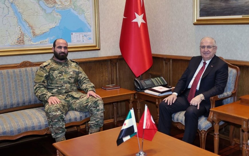 Türkiye Milli Savunma Bakanı Güler, Suriye Genelkurmay Başkanı Nasan ile bir araya geldi