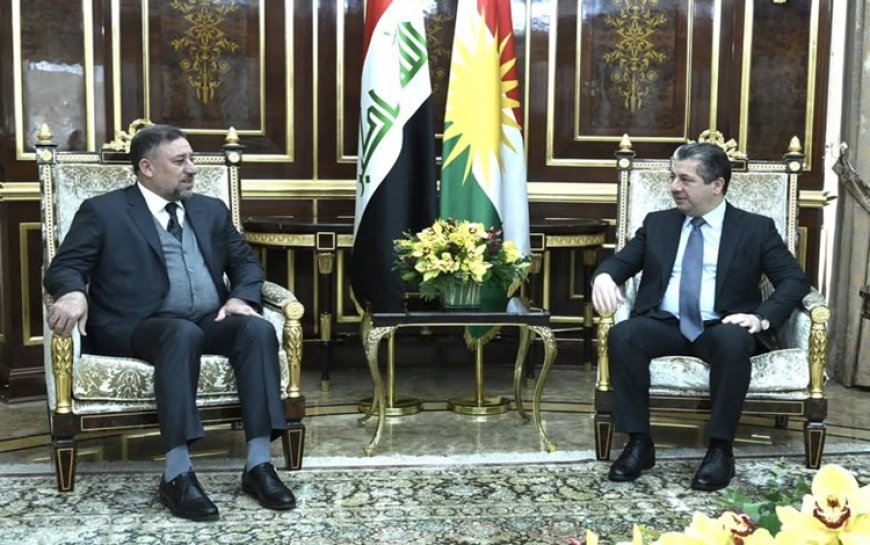 Mesrur Barzani ve Hamis Hancer: Sorunların çözümünde anayasa temel alınmalı