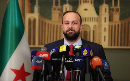 Suriye Enformasyon Bakanı: Diyalog için tek şart ‘tek devlet, tek hükümet, tek ordu’