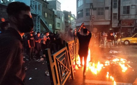 İran 'sükûnet sağlandı' açıklaması yaptı, insan hakları örgütleri protestoların devam ettiğini bildirdi