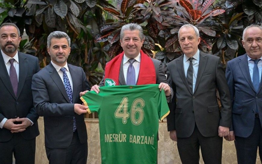 Başbakan Mesrur Barzani, Amedspor heyetini kabul etti