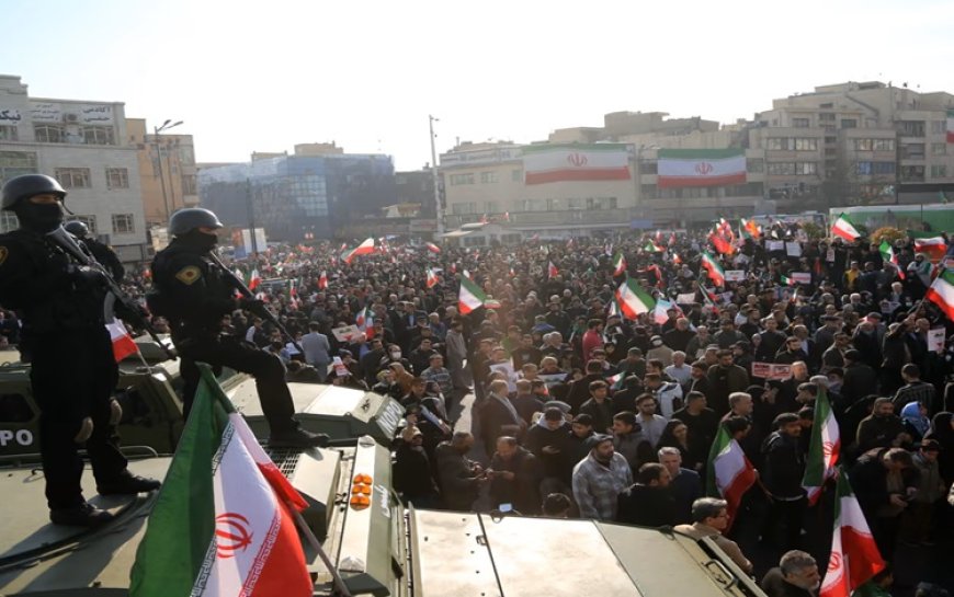 İran protestolara destek veren Avrupa'ya ültimatom verdi: 3 ülkenin büyükelçisi bakanlığa çağrıldı