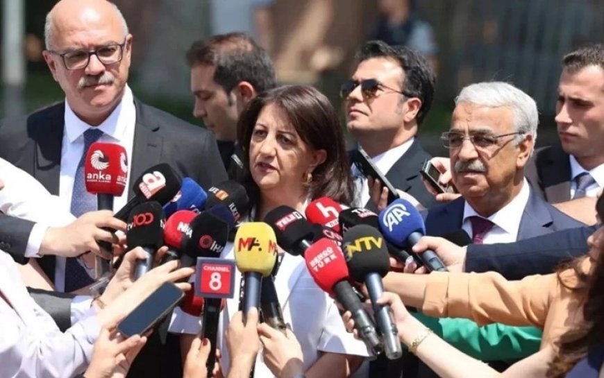 DEM Parti Heyeti, Öcalan ile görüşmek için İmralı'ya gitti