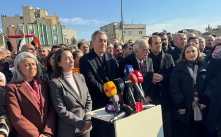 Bakırhan: Kürtleri kimliksizleştirmeye kimsenin gücü yetmez