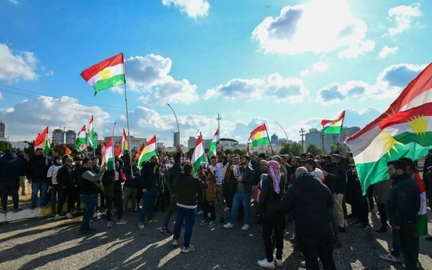 Diyarbakır’da önde gelen 100 şahsiyet ‘Kürtlerin millet olmaktan doğan hakları için’ girişim başlattı