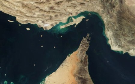 İranlı Yetkili: Olası bir savaşta Hürmüz Boğazı kapatılır