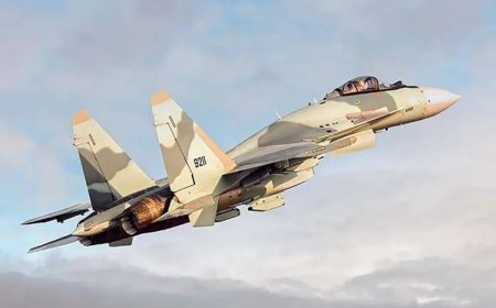 İran'da askeri eğitim uçağı düştü: Pilot hayatını kaybetti