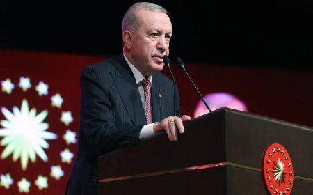 Erdoğan: Sayın Hamaney'e Cenab-ı Allah'tan rahmet, kardeş İran halkına başsağlığı diliyorum