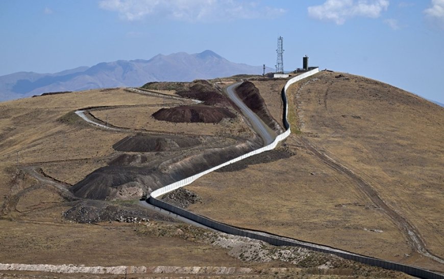ABD ve İsrail’den İran sınır hattına saldırı: 41 asker öldü