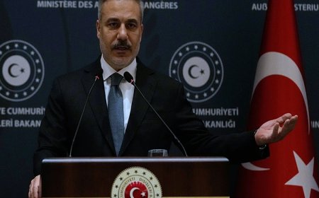 Hakan Fidan: 'İran-ABD-İsrail çatışması bölgesel savaşa dönüşme riski taşıyor'