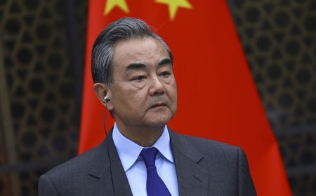 Çin Dışişleri Bakanı Vang'dan Orta Doğu'da çatışmalara son verilmesi ve ateşkes çağrısı