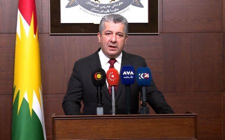 Mesrur Barzani: Bağdat yasa dışı grupları durdurmalı, petrol ihracatına engel değiliz