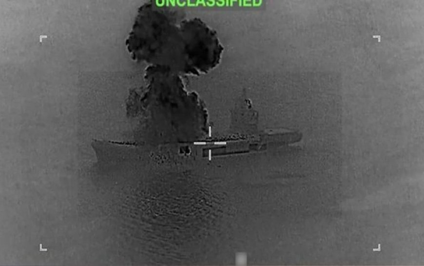 CENTCOM: Saldırılarda İran'a ait 100'den fazla donanma gemisi imha edildi