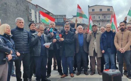 Diyarbakır'da Kürt partilerden İran'ın Peşmerge'ye yönelik saldırılarına tepki