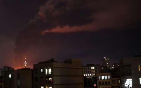 İsrail’den İran’a ağır bombardıman: Askeri sanayi hedefte