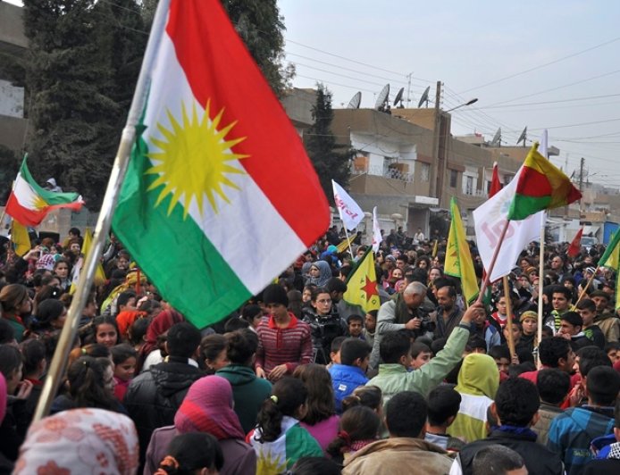 Bakanlık duyurdu: Suriye'de Kürtler 6 Nisan'dan itibaren vatandaşlık başvurusu yapabilecek