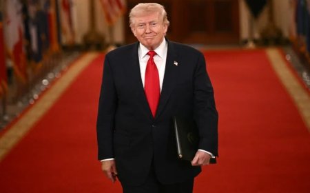 Trump: İran’da her şeyi havaya uçurup petrolüne el koymayı düşünüyorum