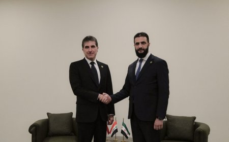 Neçirvan Barzani ile görüşen Ahmed Şara: Kürdistan Bölgesi'ne yönelik saldırıları kınıyorum