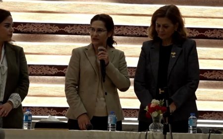 Şam yönetiminden Heseke’ye kritik ziyaret: Çalışma Bakanı Kabawat, İlham Ahmed’le görüştü