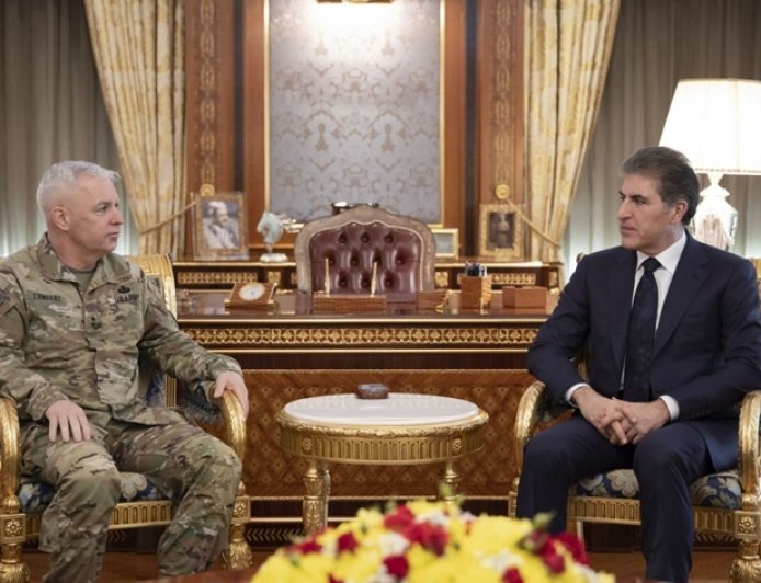 Başkan Neçirvan Barzani, Koalisyon Güçleri Komutanı General Lambert ile görüştü