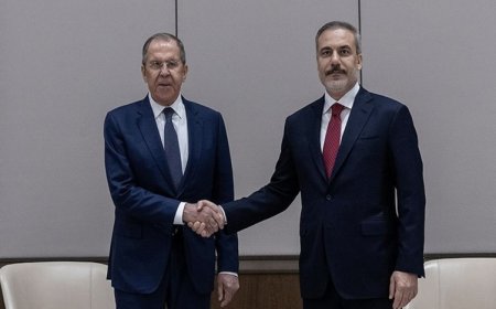 Lavrov ile Fidan Ortaoğu'yu Erakçi ve Lavrov ABD-İran temaslarını görüştü