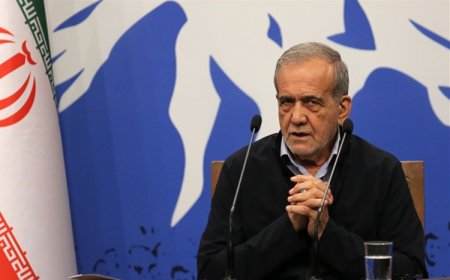 Pezeşkiyan: ABD'nin deniz ablukası başarısız olmaya mahkum