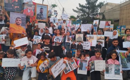 Rojava’da aileler esir evlatları için her gün eylemde