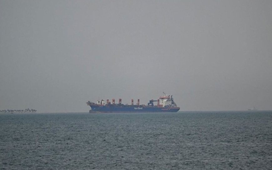 CENTCOM: Ablukayı delmeye çalışan İran tankerini vurduk