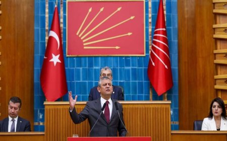 Mutlak butlan sonrası CHP'de ilk grup toplantısı