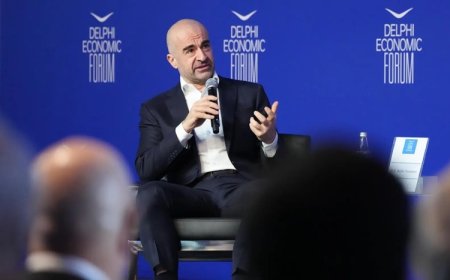 Bafıl Talabani: Irak hükümetinin rızası dışında komşu ülkelere füzeler fırlatıldı