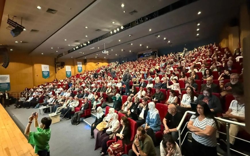 DEM Parti Eş Genel Başkanlarından konferansa mesaj: Kürt meselesinin çözümü olmadan demokrasi krizi aşılamaz