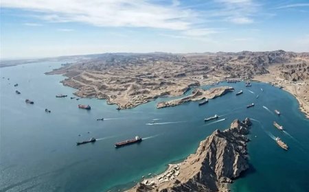 İran, Hürmüz Boğazı'nı yeniden kapattığını duyurdu